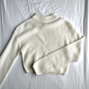 H and M turtle neck sweater